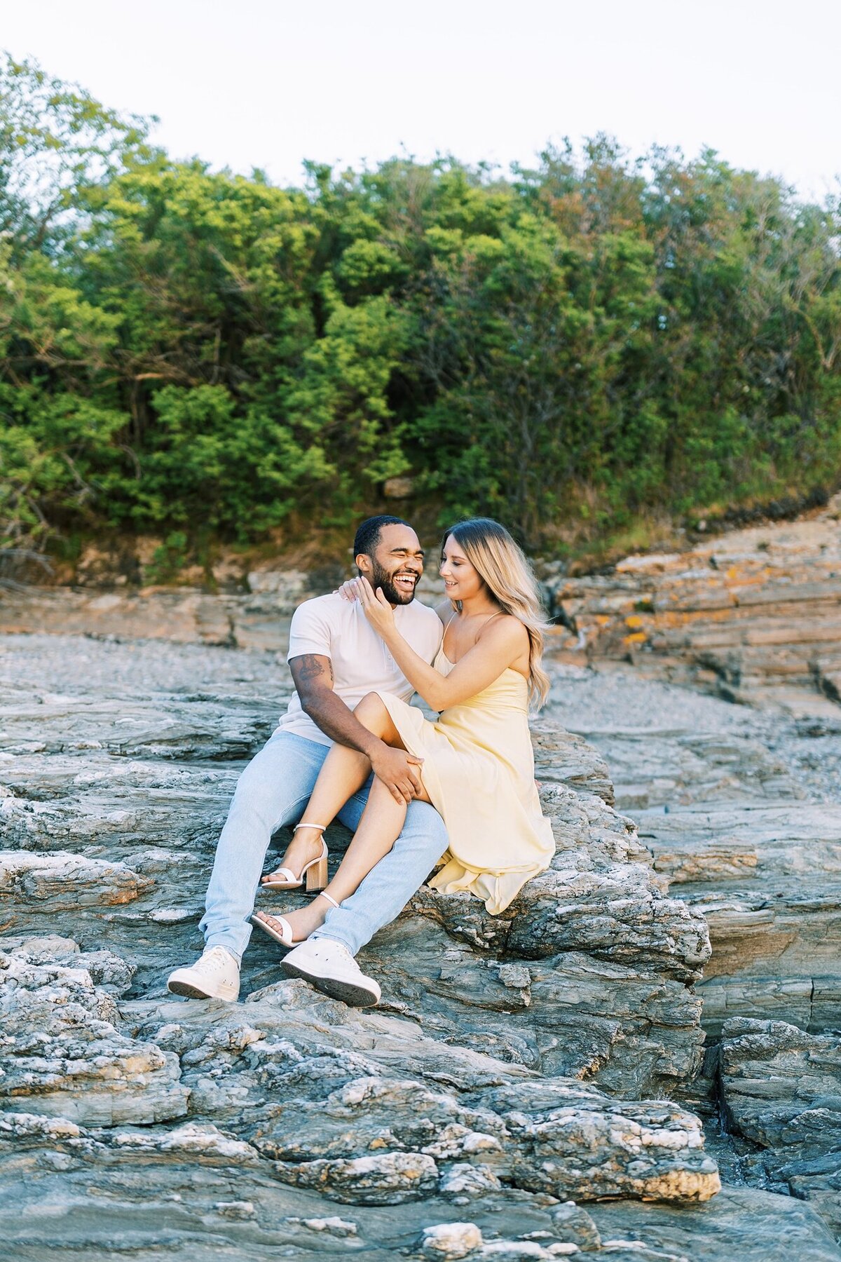 Kettle-Cove-Spring-Maine-Beach-Engagement-Photography_0017