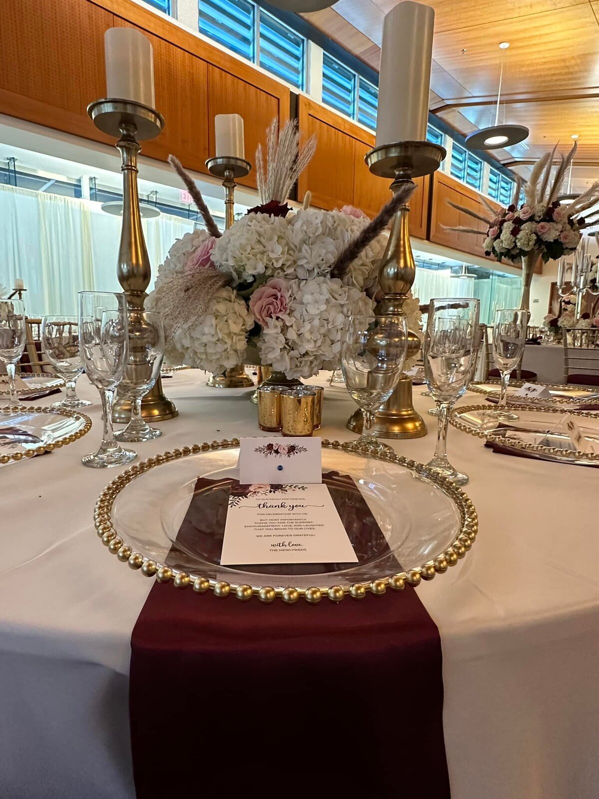 herron-wedding-table-close-up
