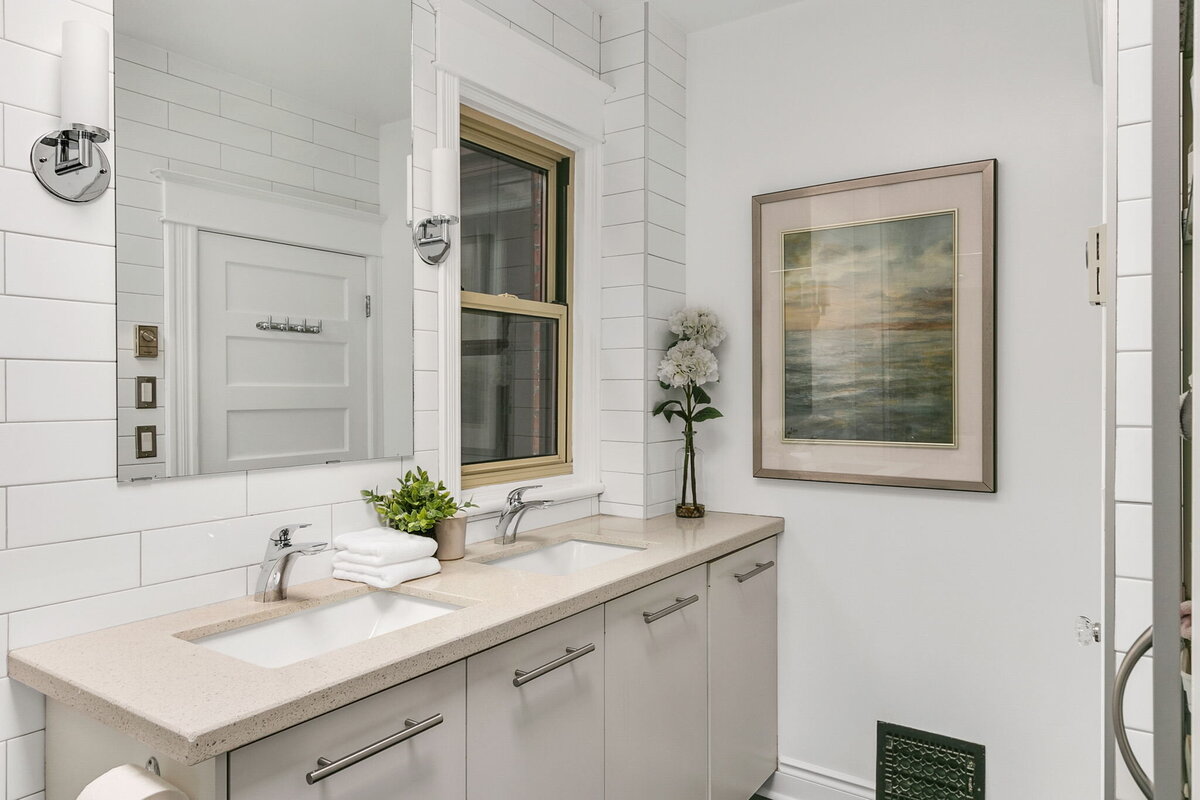 47-web-or-mls-44_003_Bathroom