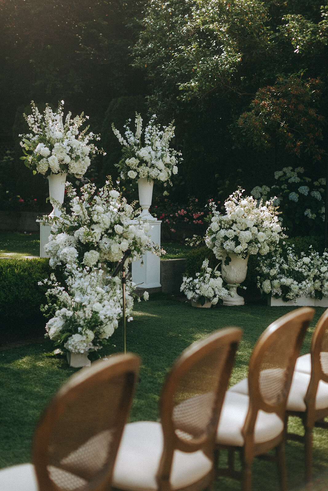White-Admirals-House-Wedding-FLORA-NOVA-DESIGN-SEATTLE-00031