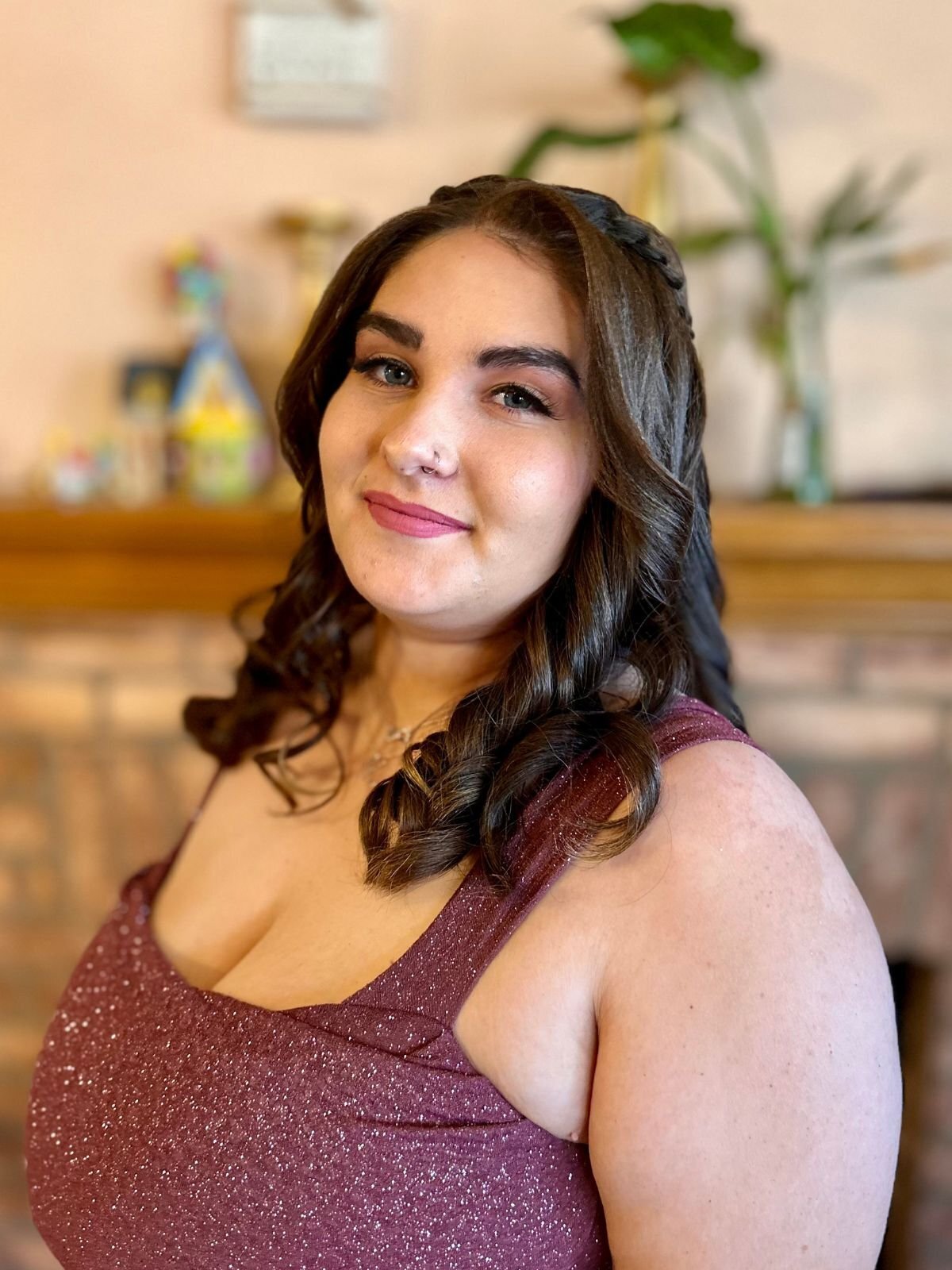 bridesmaid-style-prom-hair-makeup-soft-curls-las-vegas