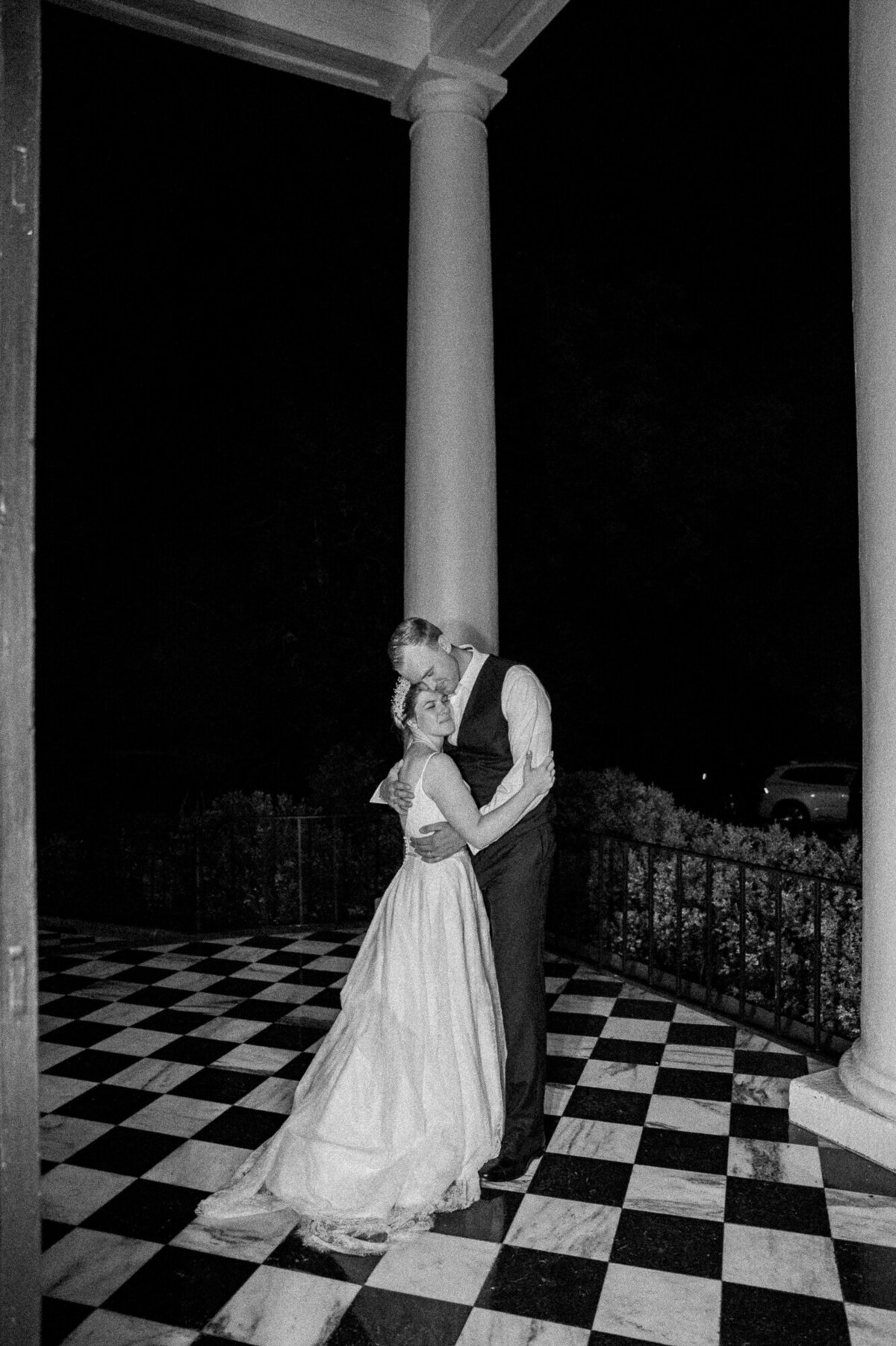 Farmington Country Club Wedding Photographer - Hunter and Sarah Photography-107