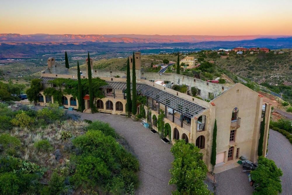 The Little Daisy Southwestern Weddings 300-upper-bell-road-jerome-arizona56_rsebdz