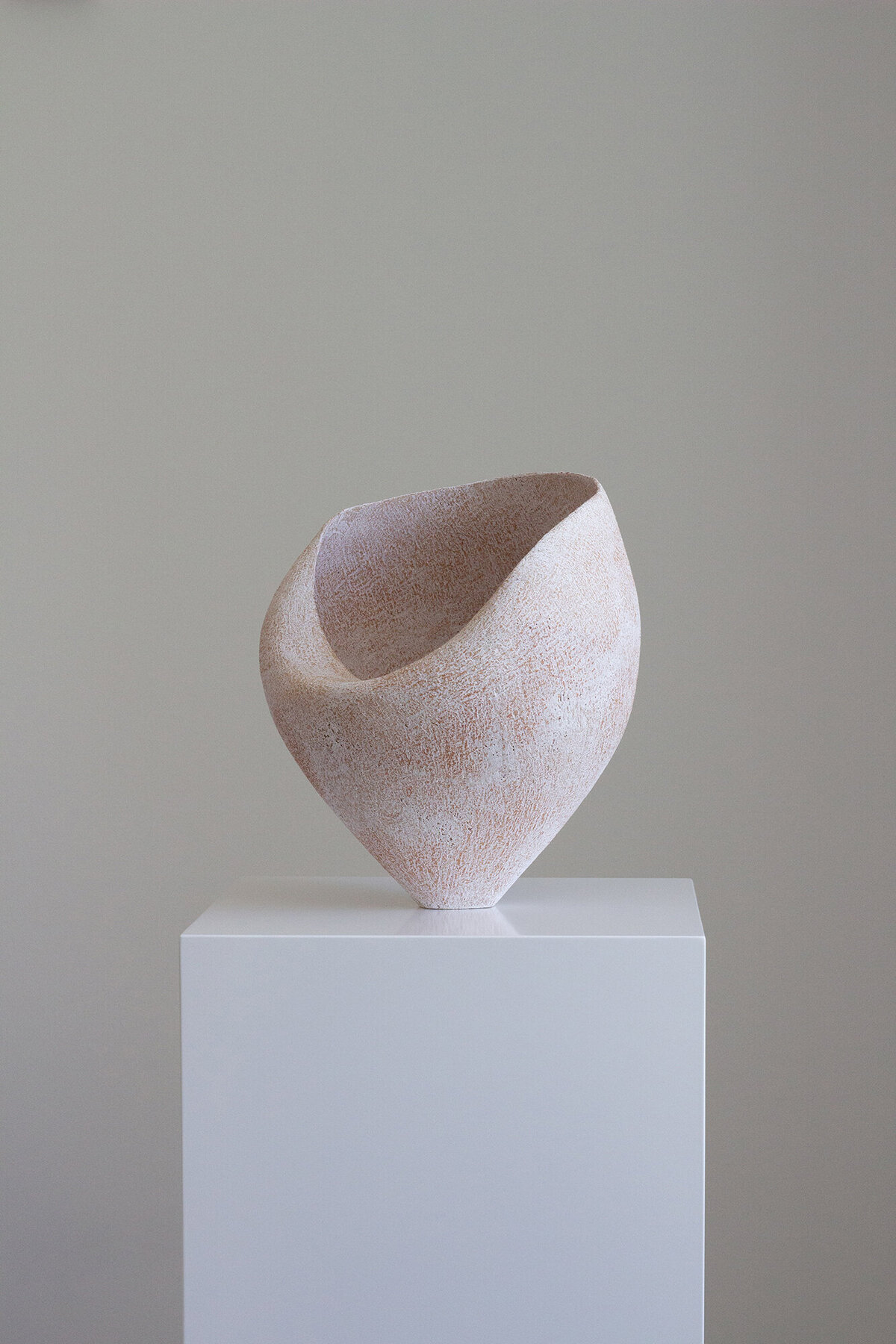 Yasha-Butler-Ceramic-Art-Lithic-Collection-Pergamon-No29-06-2022-3-small