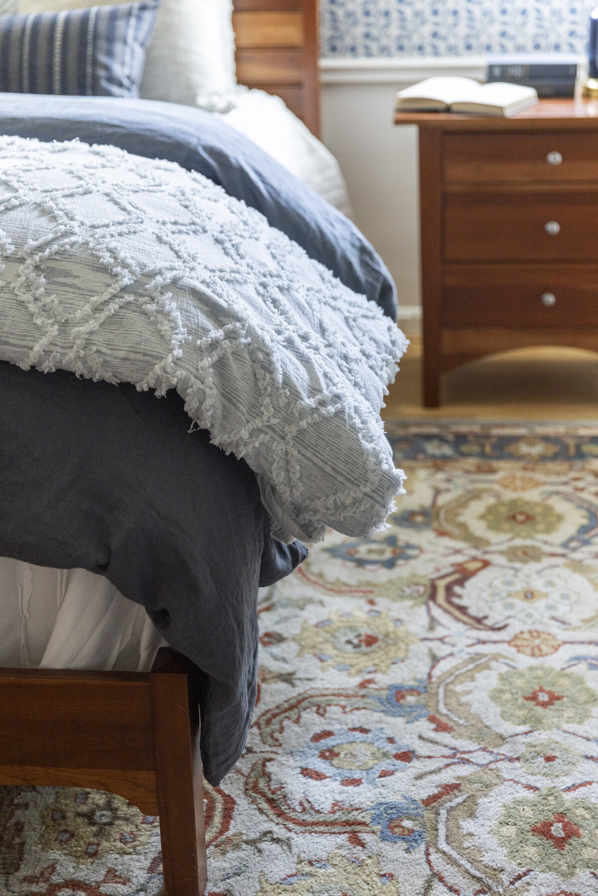 bedroom-rug-pattern