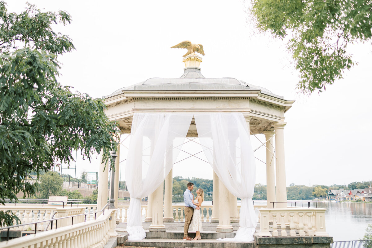 philadelphia-engagement-photographer-samantha-jay00002