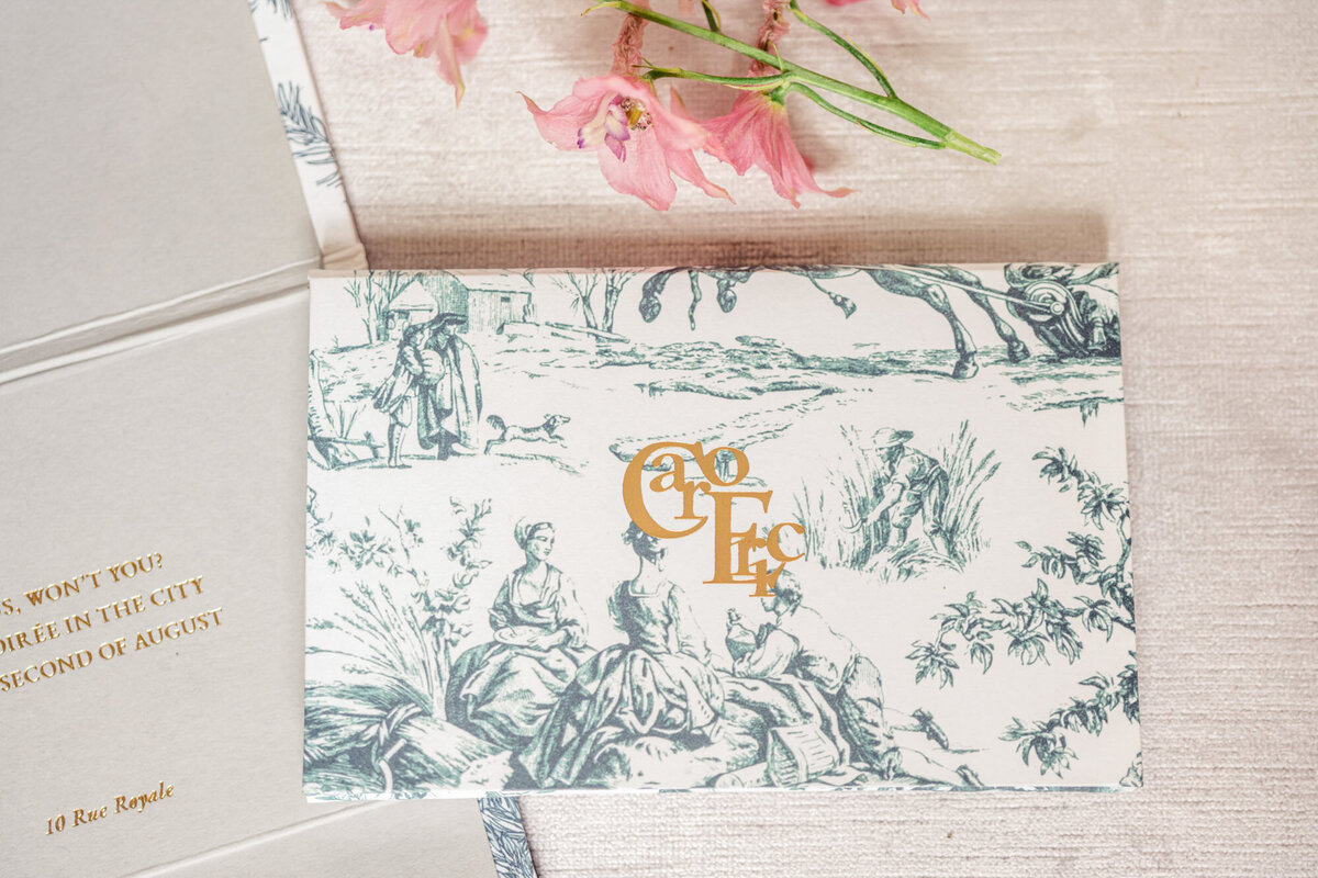 06 Dior-elopement-in-paris-flatlay-blue-purple-peach-victoria-amrose-photography (9)