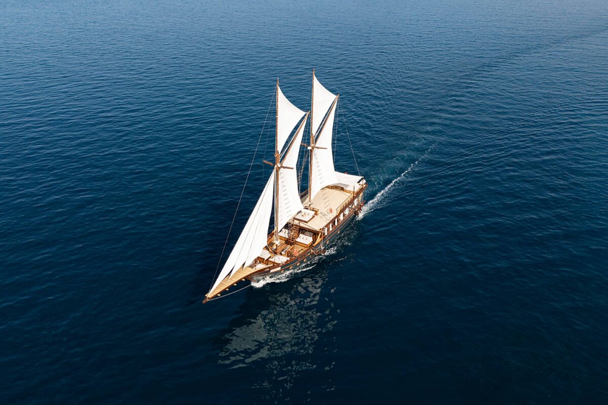 Sanya Luxury Yacht Charter Raja Ampat Exterior 3