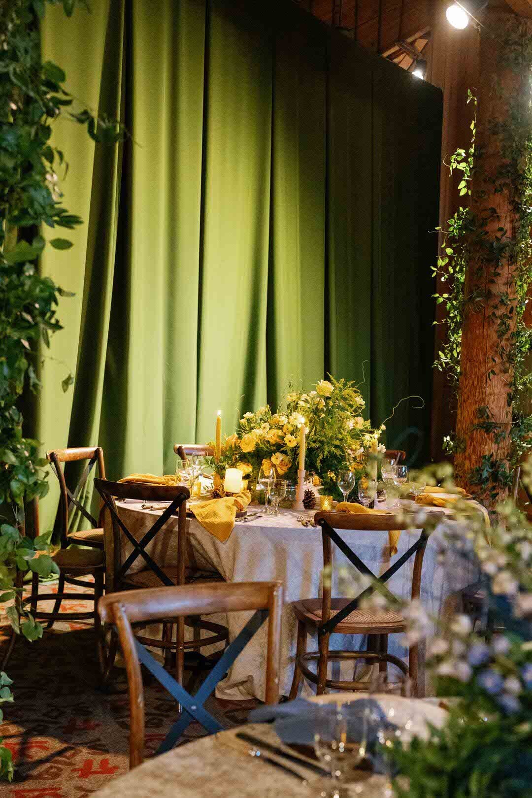 4 Spruce Saddle Lodge Wedding Reception Beaver Creek Colorado Mountains by @GoBella GoBella.com 6