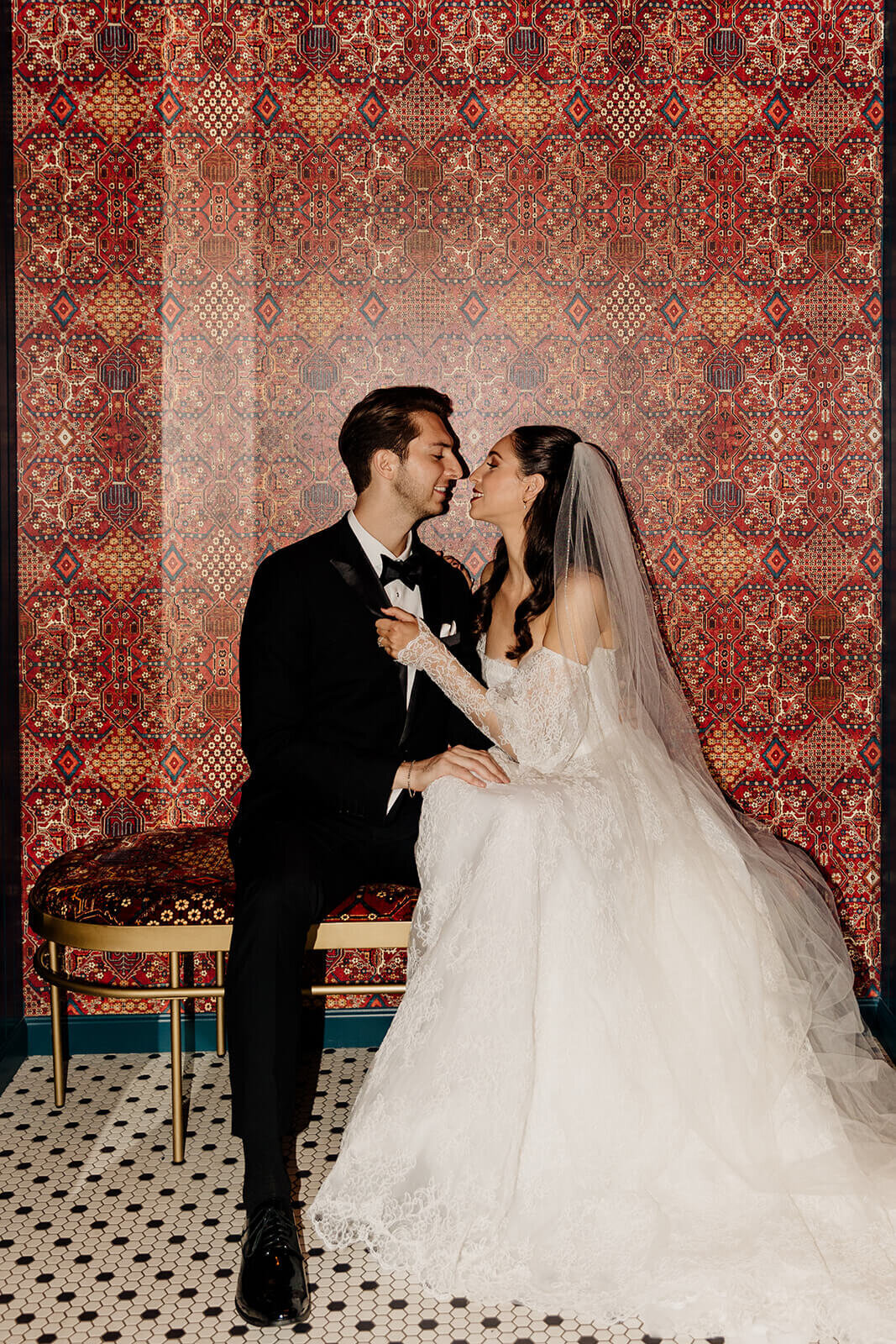 wilman-botanical-gardens-downtown-chicago-wedding-modern-033