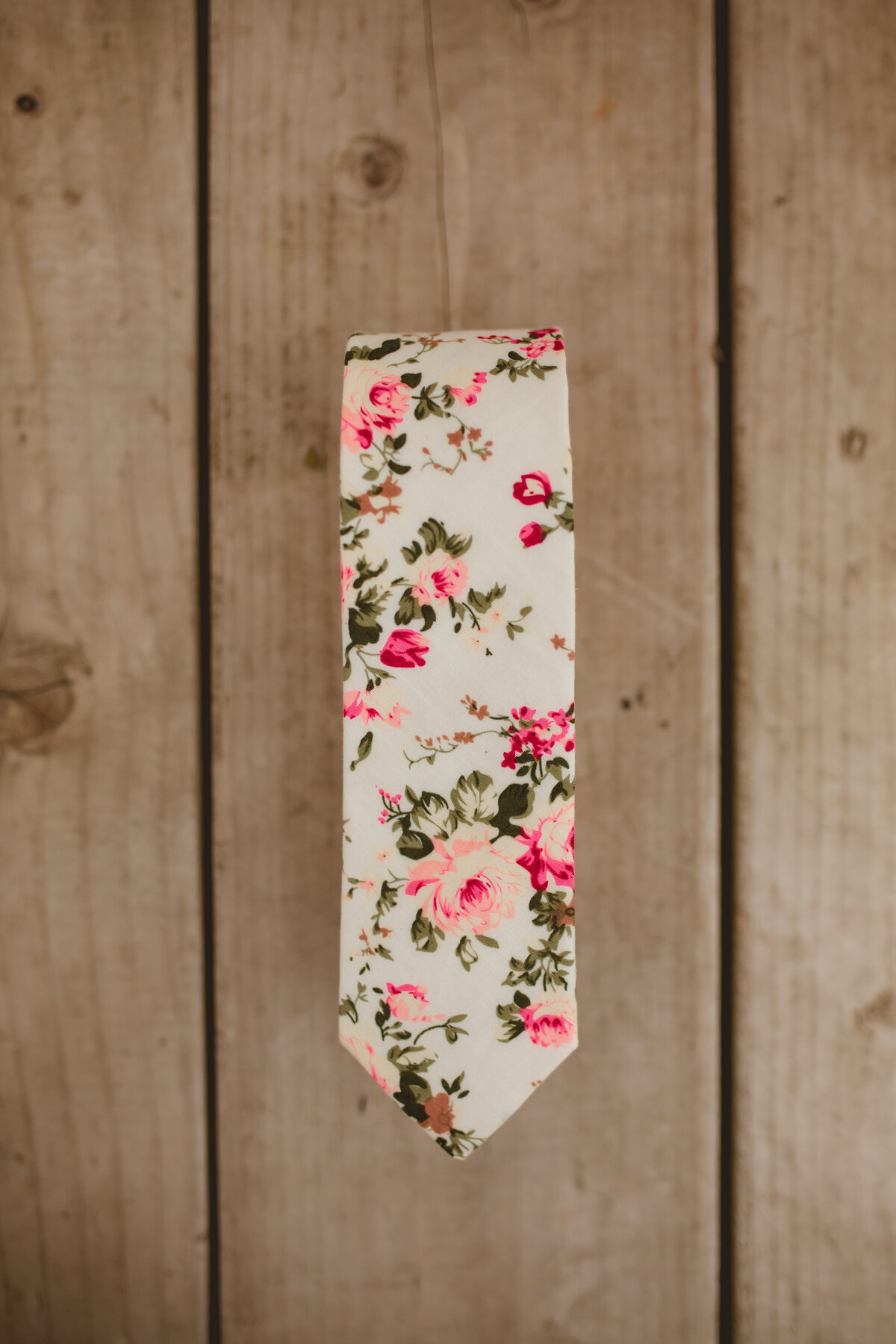detail shot, tie, wedding, abbotsford, fraser valley
