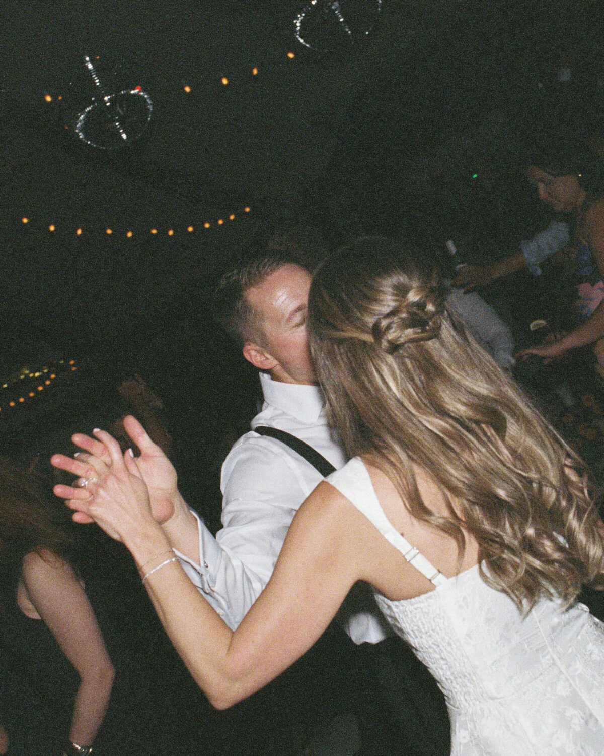 Emily March Photography Wilmington, North Carolina and Destination Wedding Engagement Photographer Heirloom Photography for Memorable Gatherings Light Airy Sentimental Imagery Images Weddings_Castle Hill Inn Wedding - 091