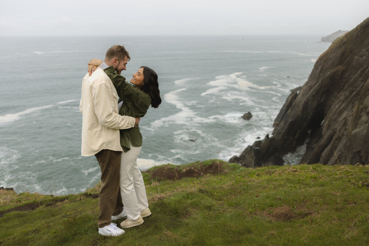 CannonBeachCouple-45