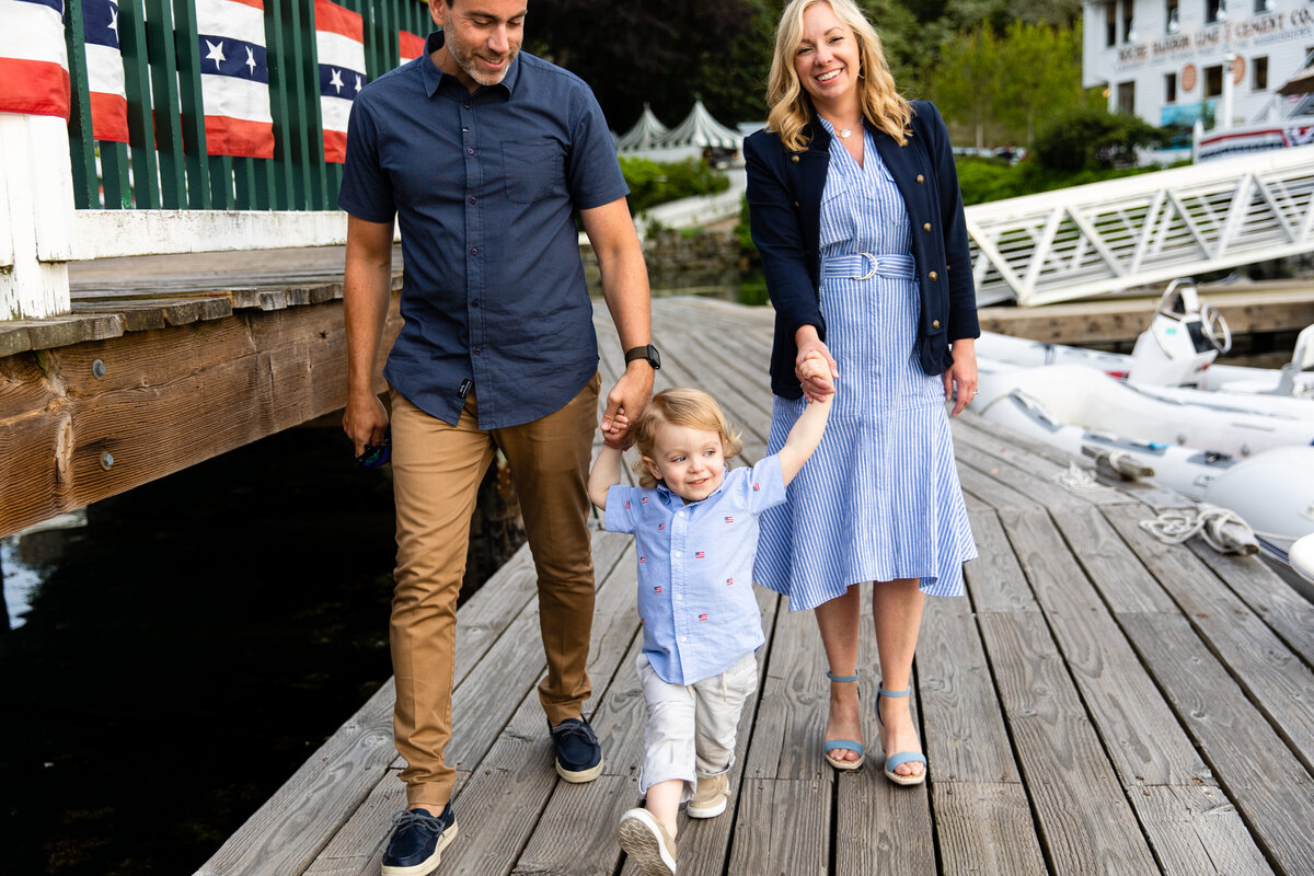 Roche-Harbor-Resort-family-and-engagement-photography-11