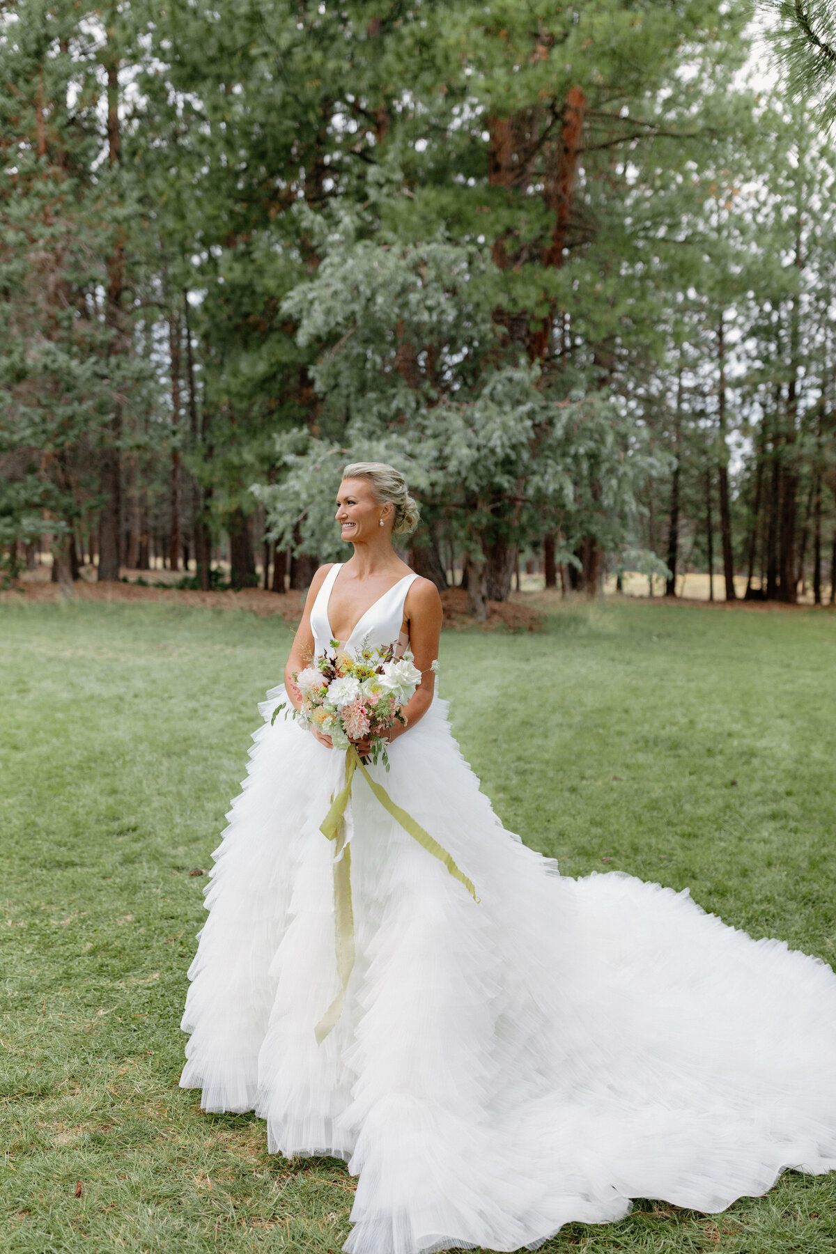 pnw-wedding-photographer-KAYLAESPARZAPHOTOGRAPHY-63
