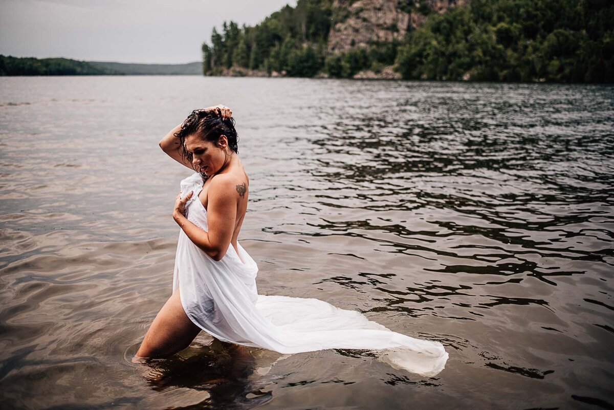 Outdoor Boudoir Photography Ottawa -  (27)