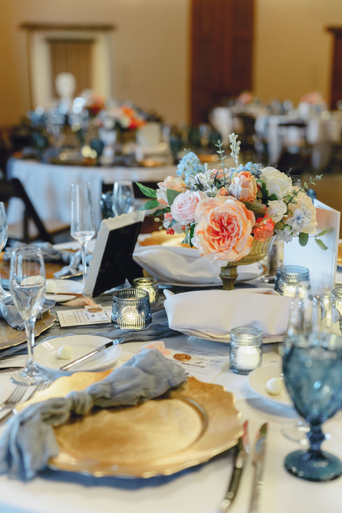 Arizona wedding photographer capturing Tanque Verde Ranch environment