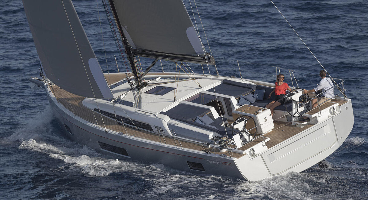 beneteau-oceanis-51.1-exterior-3