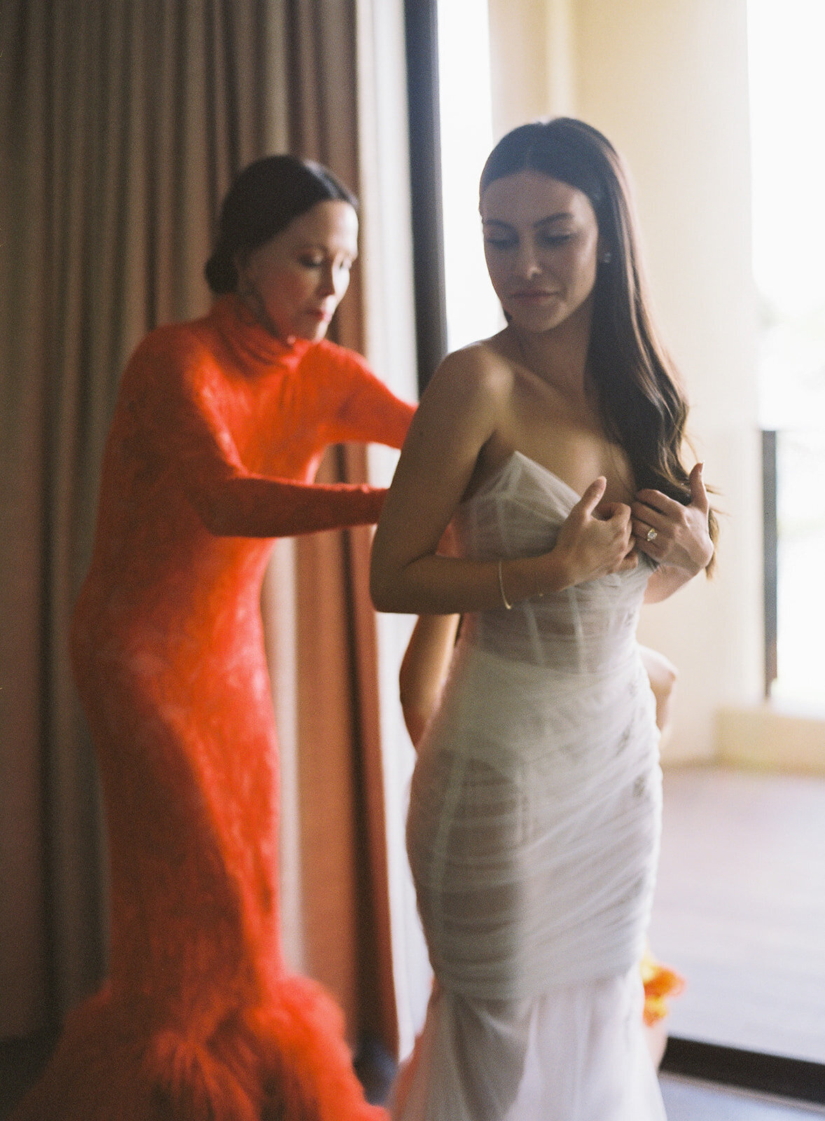 Bre-Jane-Photography-Jade-Dylan-FSMAUI-Wedding-BridalGettingReady-87