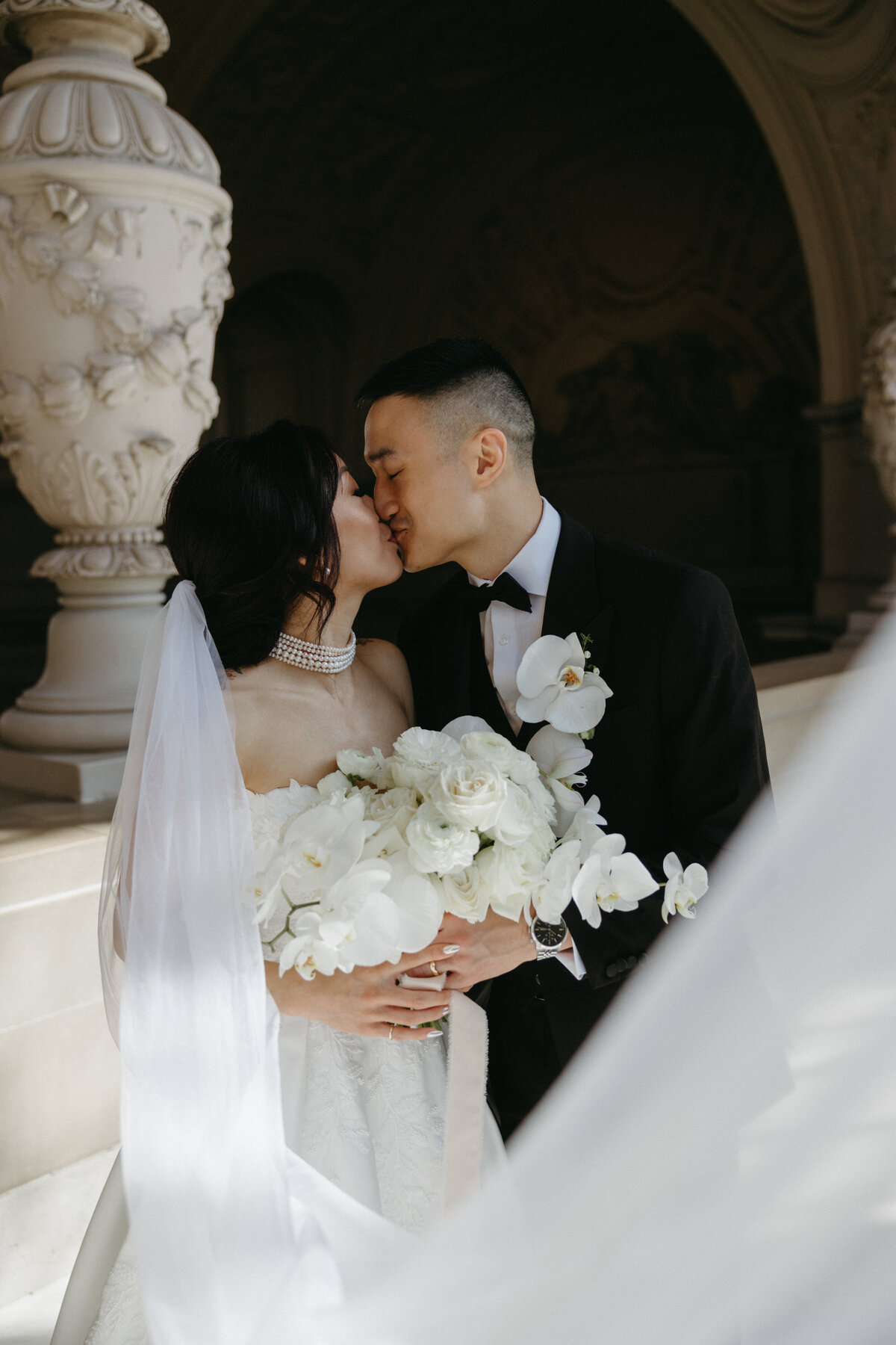 skyler-maire-photography-san-francisco-city-hall-wedding-11