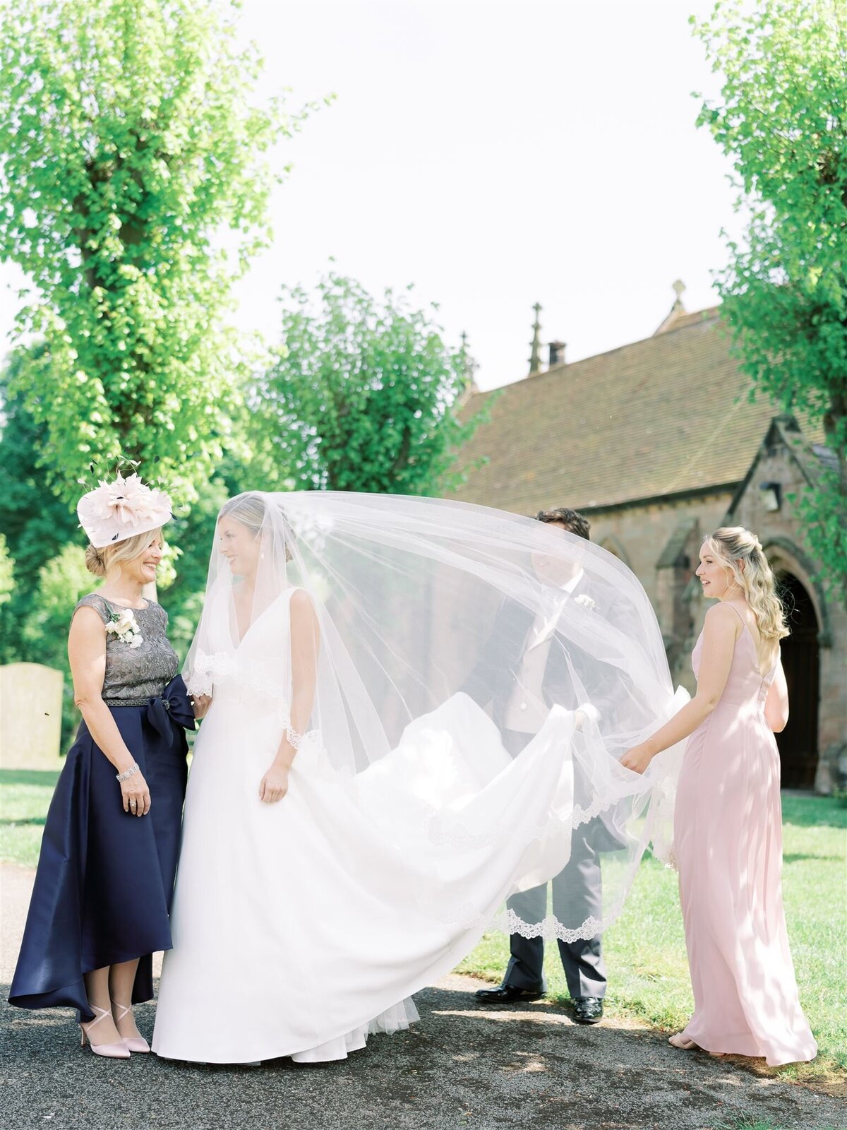 Fine Art Photographer Bourton Hall Olivia & Josh Fullsize-160_websize