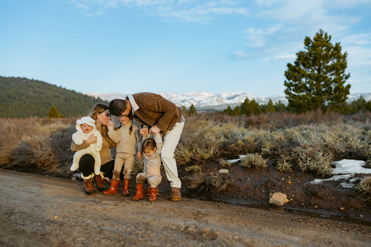 Lake Tahoe-Family-Photographer-126