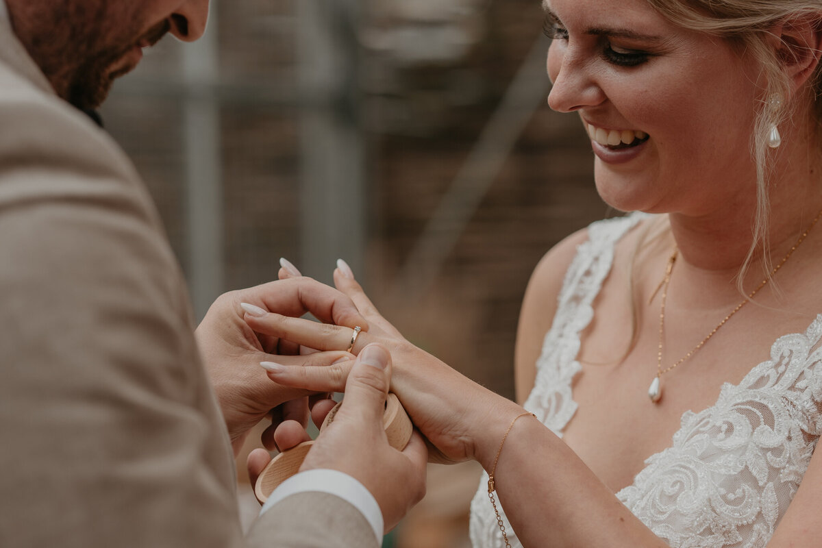 Momentjes&Zo-Trouwen-bruiloft-fotograaf-Diessen_22