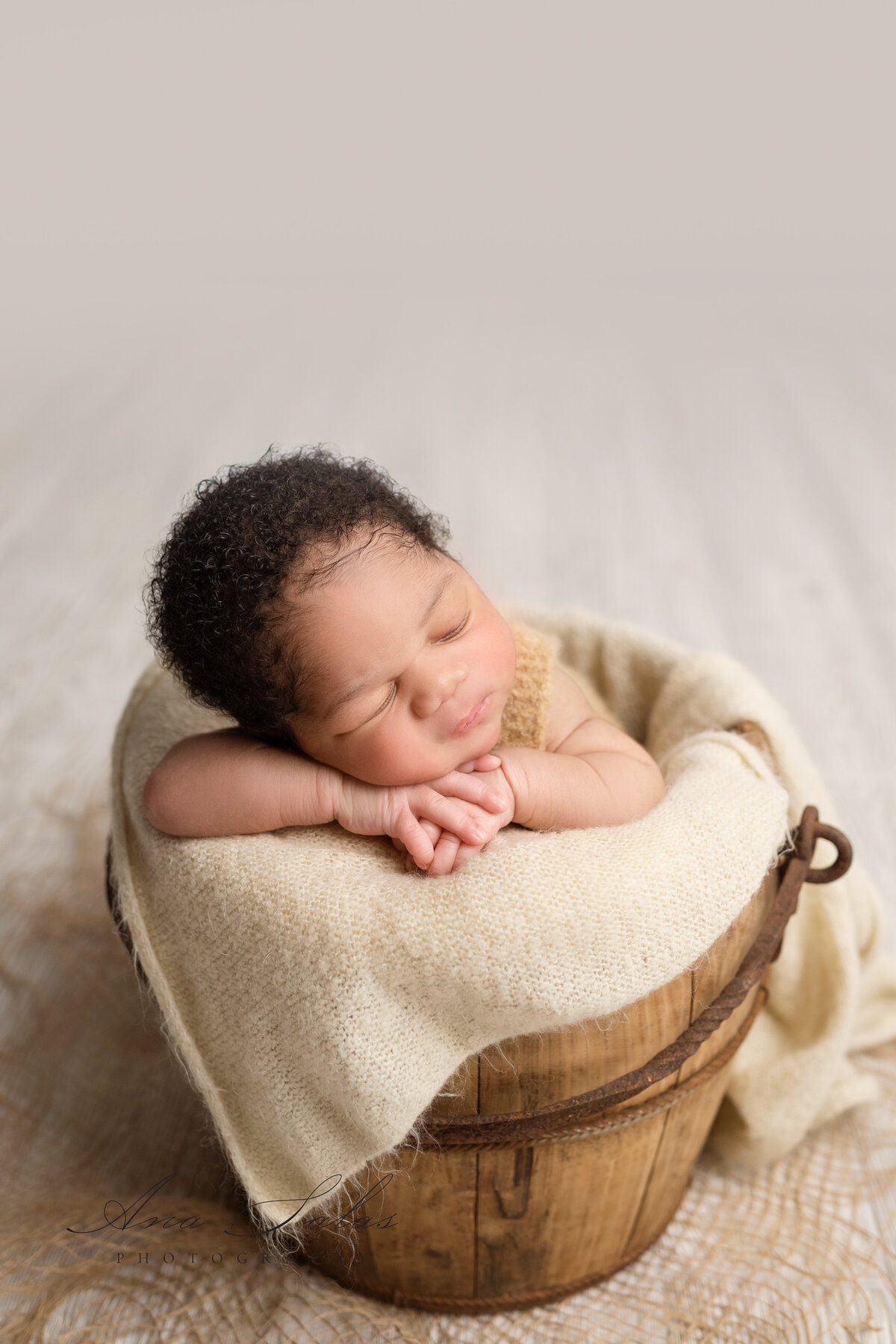 Newborn-Photographer-Edmonton-69