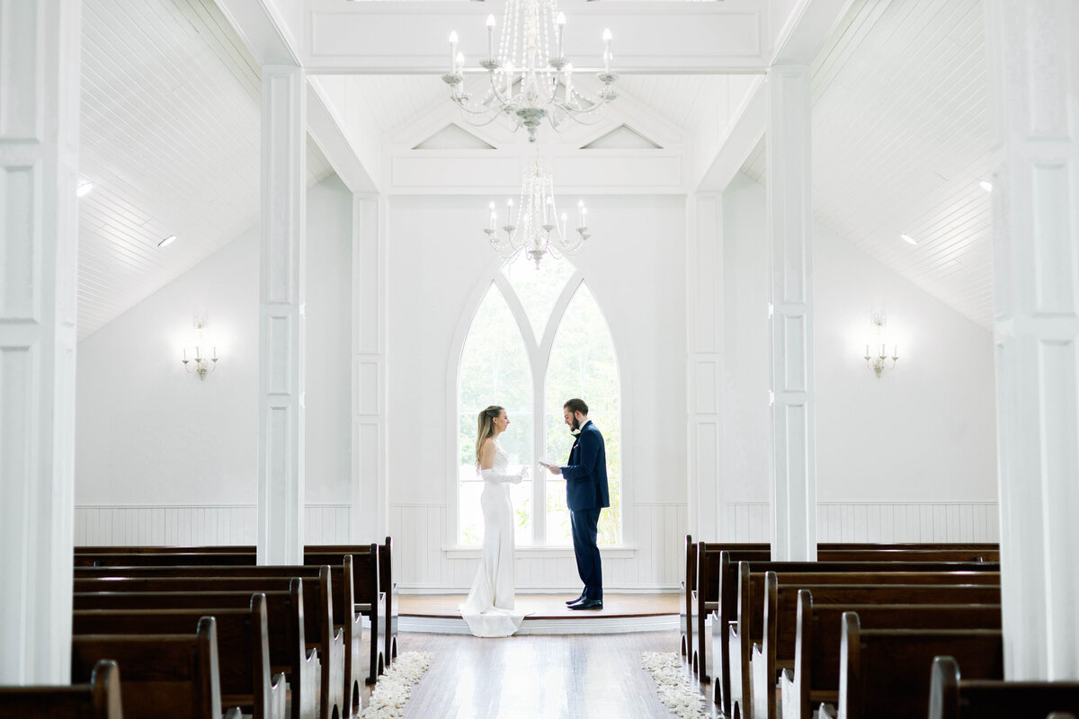 Springs-Valley-View-Wedding-Dallas-TX-The-Bergerons-4