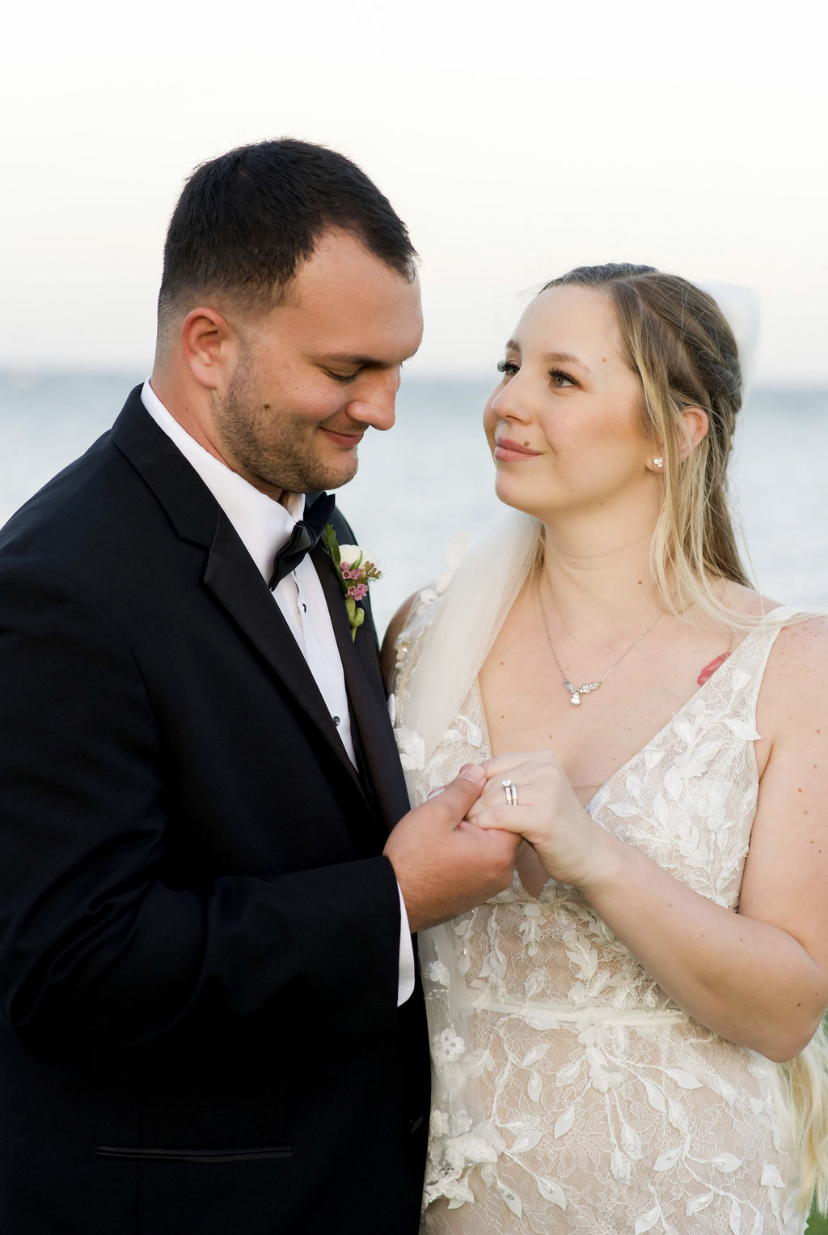 be-brandocious-elope-tampa-chantilly-chic-celebrations-lassing-park-17