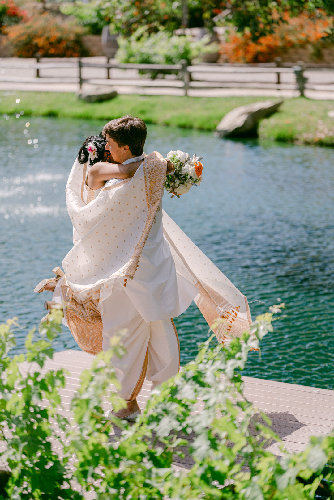 A breathtaking Destination Wedding , where Junmi and Chris exchanged vows against the backdrop of the Vineyard Captured with a timeless, editorial eye by Michael Asmussen, an internationally recognized destination wedding photographer specializing in luxury celebrations. Explore more of Michael’s work in Palm Springs, Los Angeles, Japan, Las Vegas, Seoul and beyond.