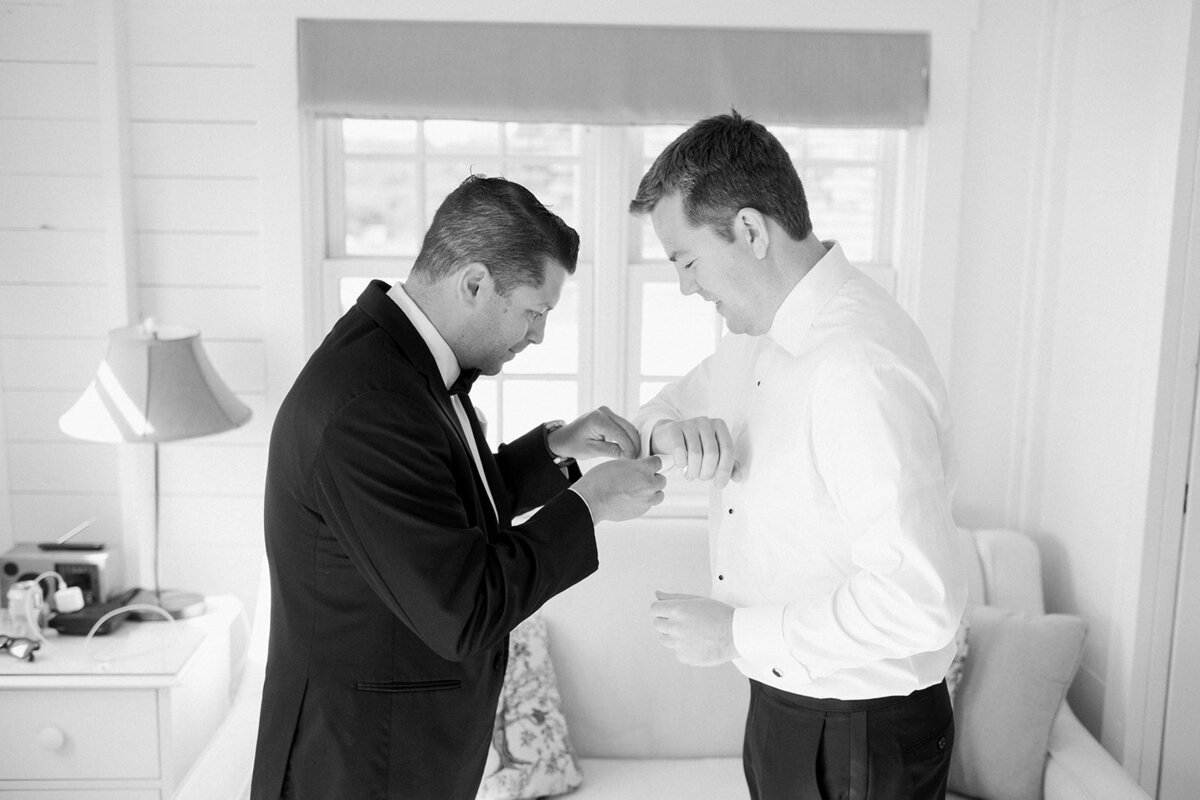 groom-getting-ready-at-castle-hill-inn-jen-strunk-events-2