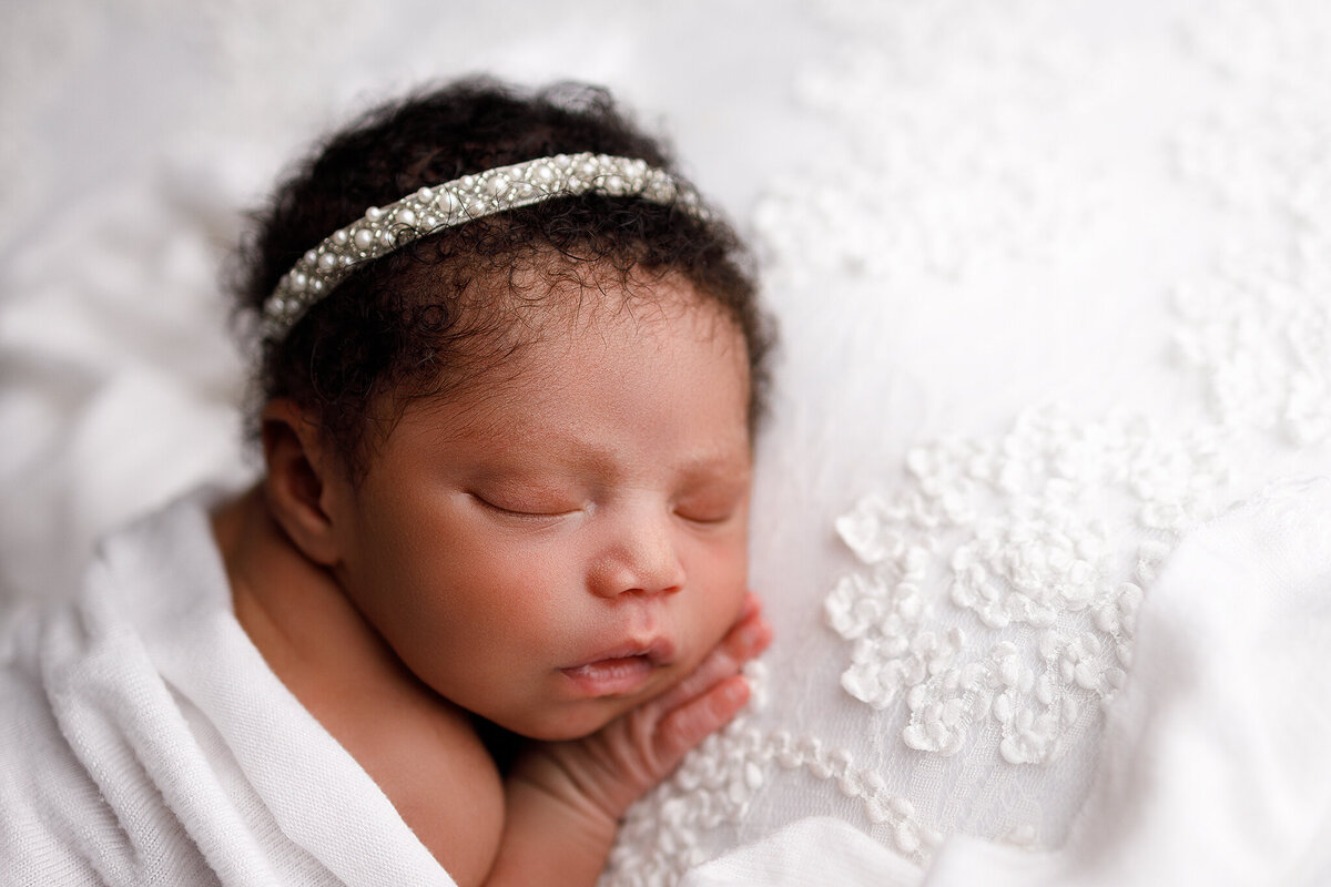 McDonough newborn photographer, Atlanta Newborn Photographer, Fayetteville newborn Photographer, Peachtree city newborn photographer, Hampton ga newborn photographer, marietta ga newborn photographer