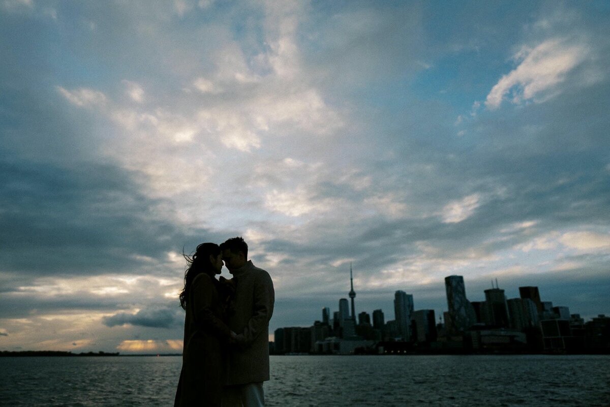 E2-Engagement-Photoshoot-in-Toronto-Vivian-and-David-2023-10-30-2500px-1089