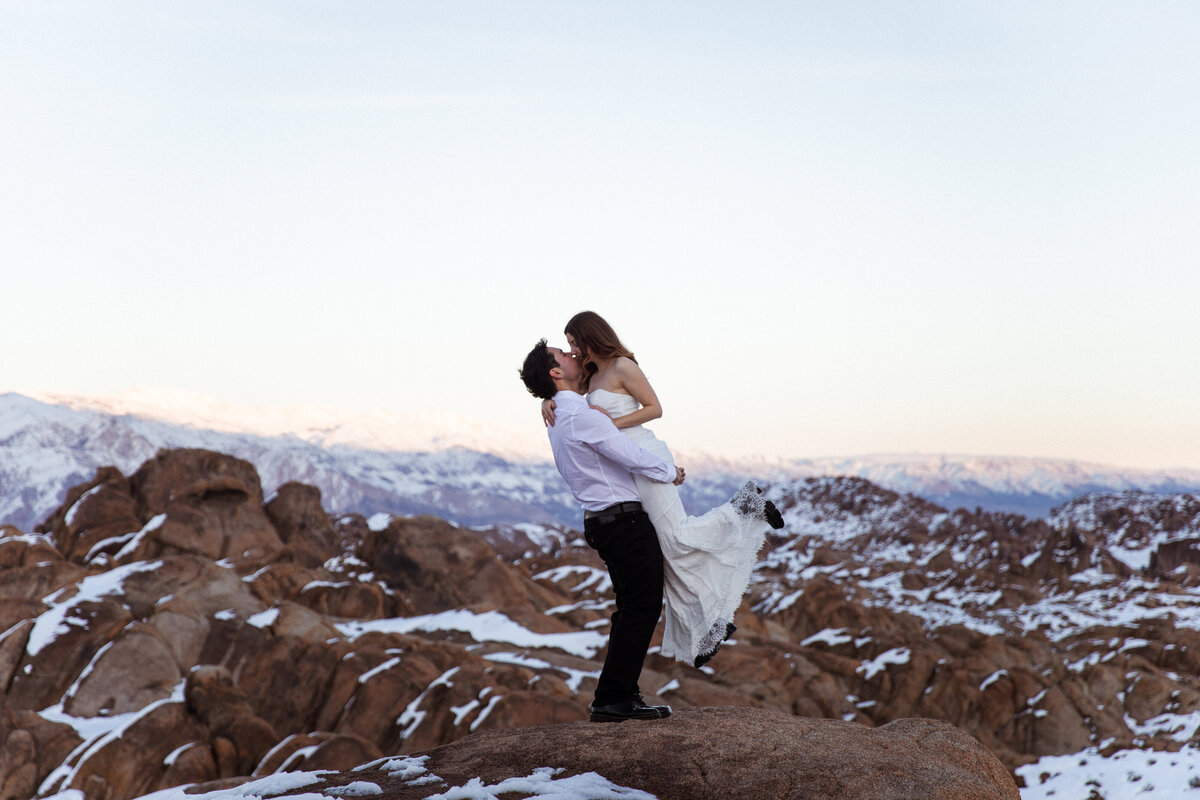 Elopement in Alabama Hills during March.