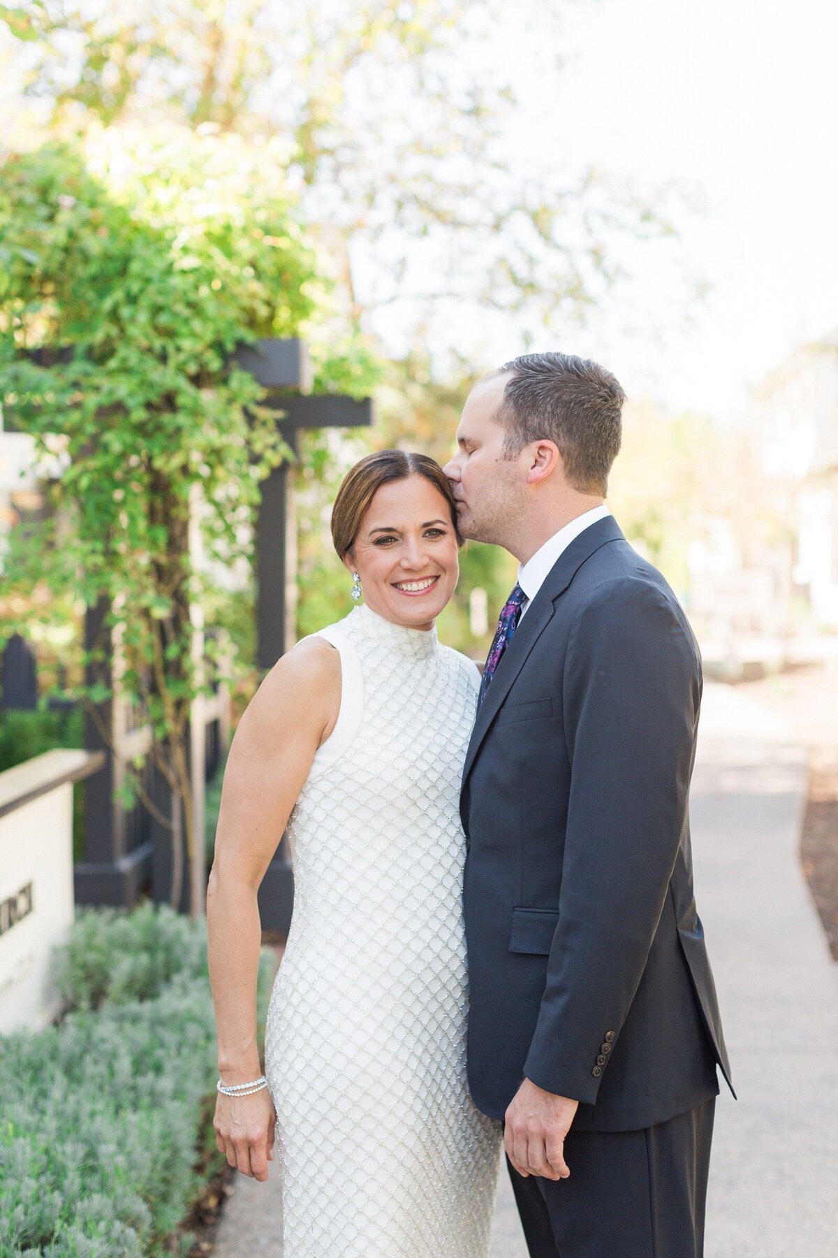 09-CarolineNick-Previews-JenPhilipsPhoto