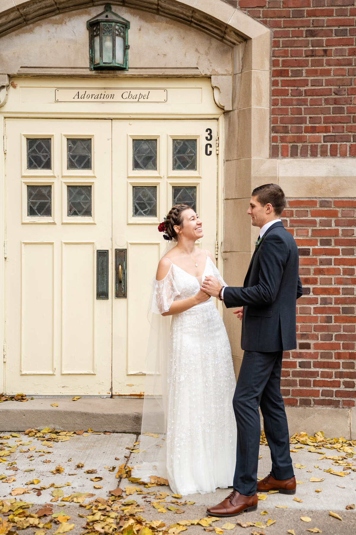 saint-mark-catholic-church-mn-wedding-photography-2