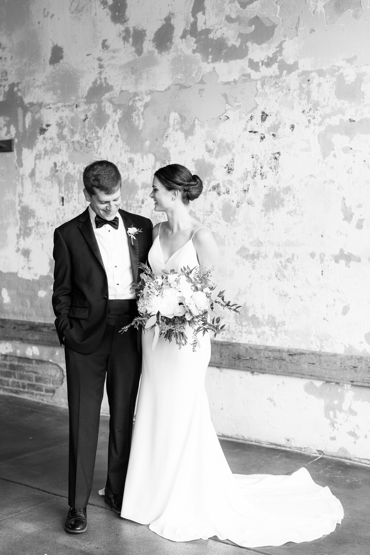 Bleckley Inn Wedding - Kendra Martin PHotography-12