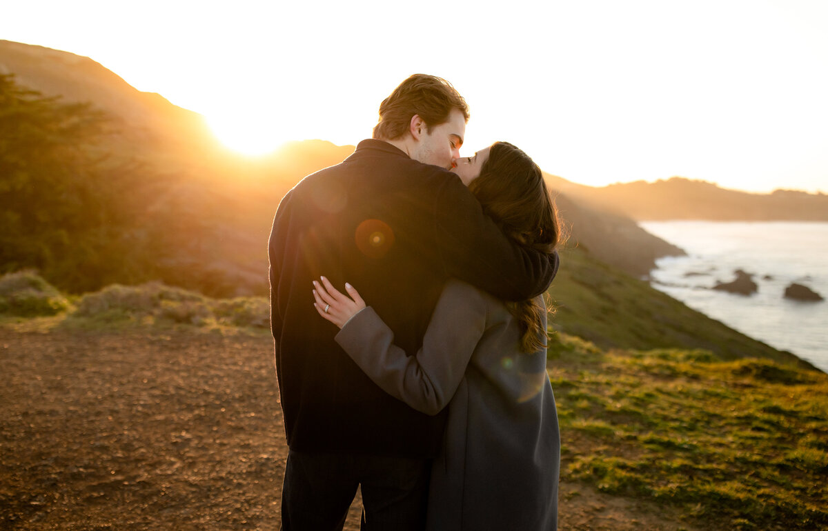 03252023_MaryBeth+AlekEngagements_RodeoBeachCA_AnjaJensenPhotography-117