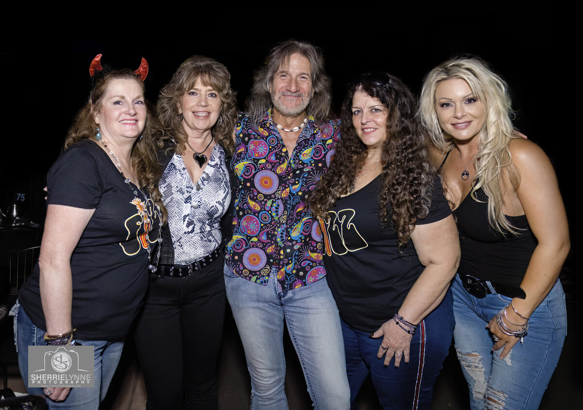 DSC_2802-Ray_Fizz Fans2 copy