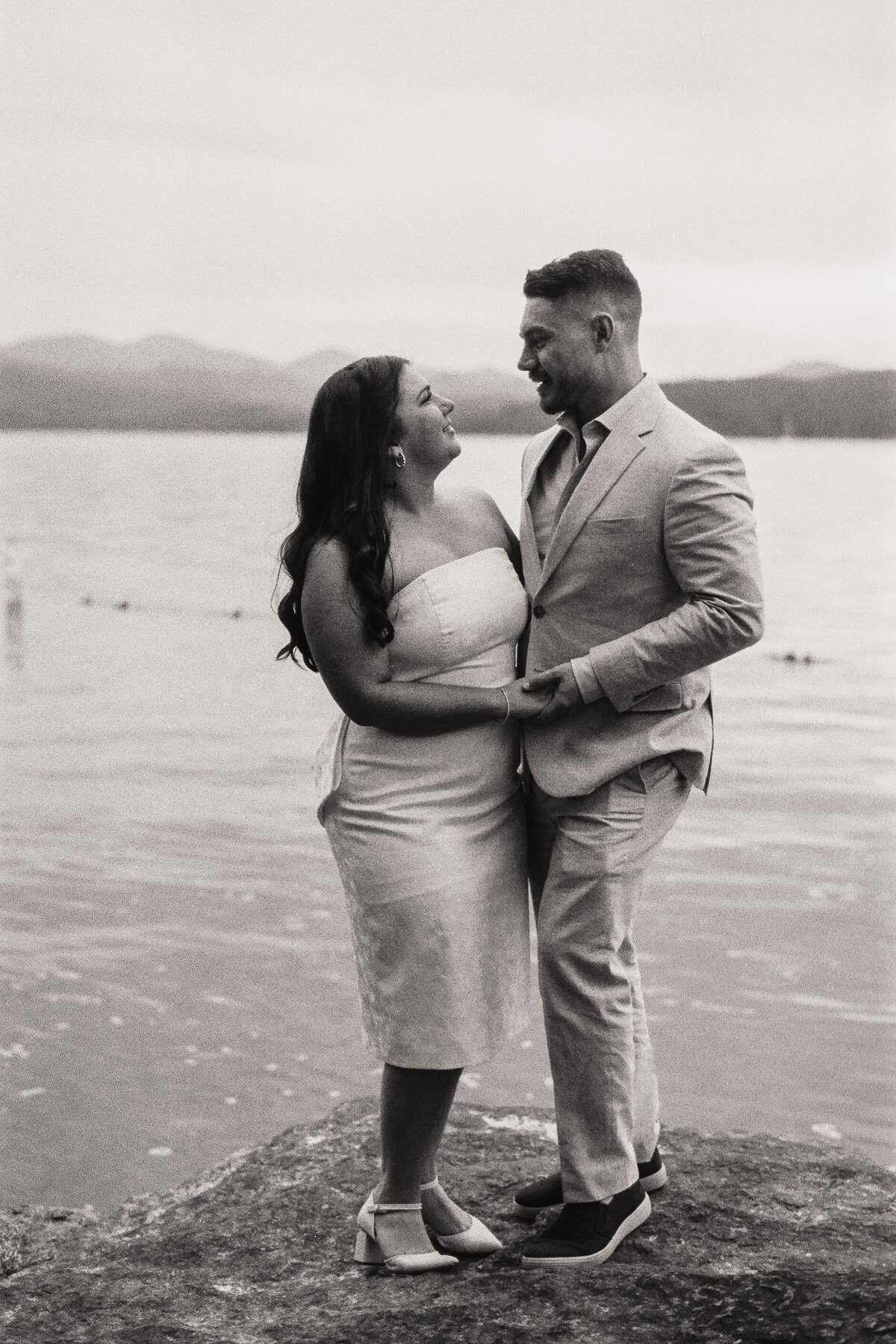 MikaelaRyan_BasinHarborResortVT_KateElainePhoto-113-min