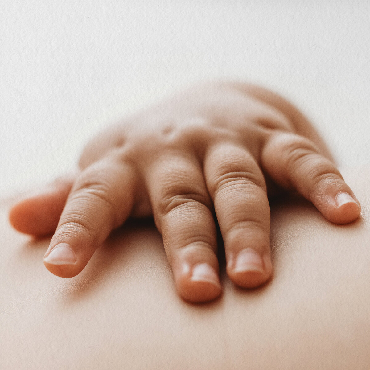 LittleWhitePhotography-Baby-27