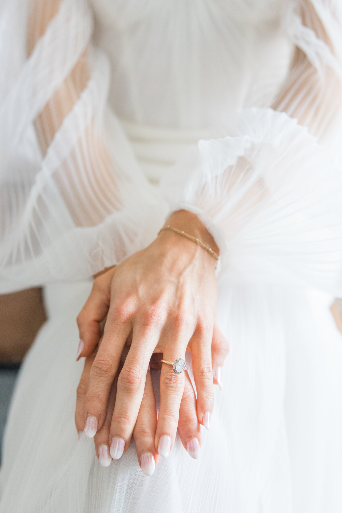 The Estate at Via Las Palmas Palm Springs Light and airy spring wedding southern california wedding venue luxury photography-48