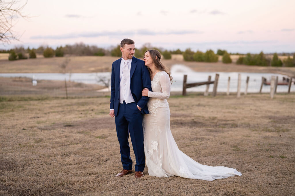 Sarah+Ryan_05_Couplephoto-102