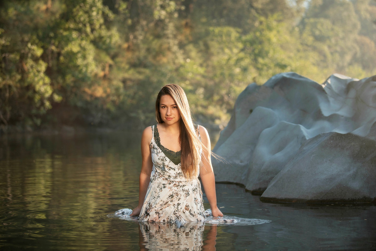 Redway-California-senior-portrait-photographer-Parky's-Pics-Photography-Humboldt-County-Benbow-River-4.jpg