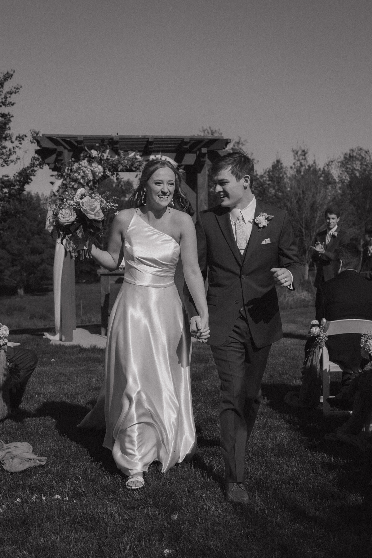 Sydney and Brant's Rustic Midwest Wedding Photography-443