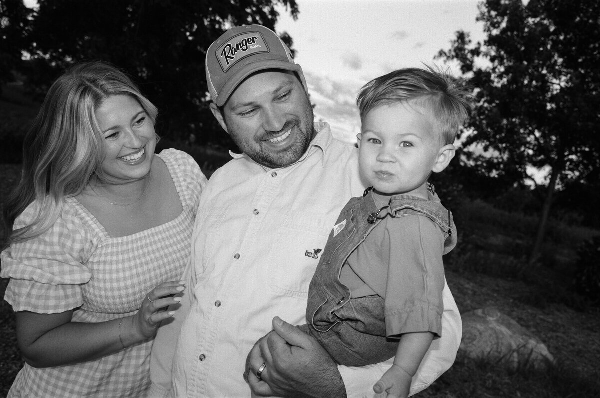Lubeley-family-Will-DeGraw-Clever-Disarray-22