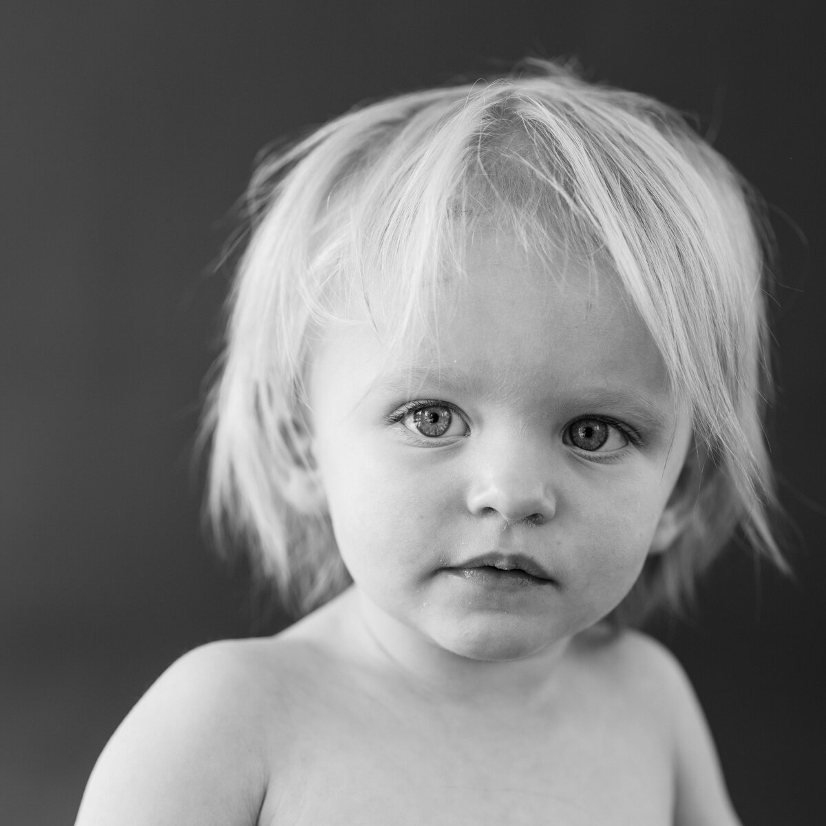 luxe-kids-portraits-bw-25