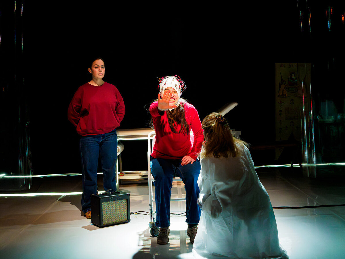 Sur le cœur Fantasmagorie du siècle 21 de Nathalie Fillion ©Marie Charbonnier_B240287