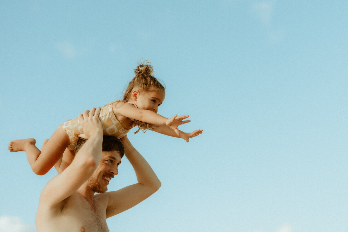 emmawandphotography_byronbayfamilyphotographer_newbrightonfamilyphotographer_northernriversfamilyphotographer_familyphotographersydney_familyphotographerhawkesbury_familyphotographersutherlandshire-35